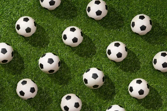 用户在手机上使用 NG体育 应用